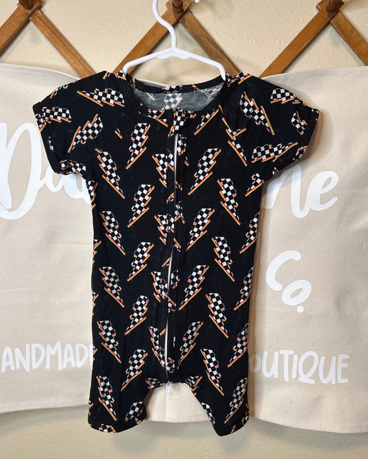 Checkered Bolts Bamboo Shortie